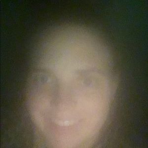 Meet your Posher, Roxanne